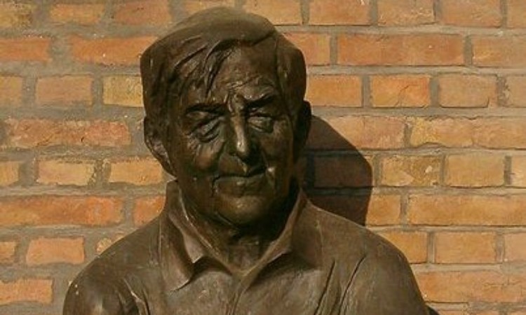 Aktuális kulturális - Bálint Sándor és a szegedi papucs