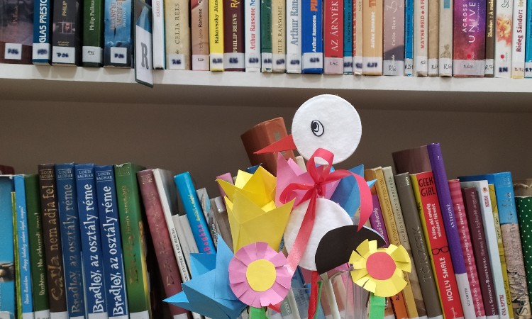 Péntek esti mesék - Tavaszváró mesék és közös kézműveskedés