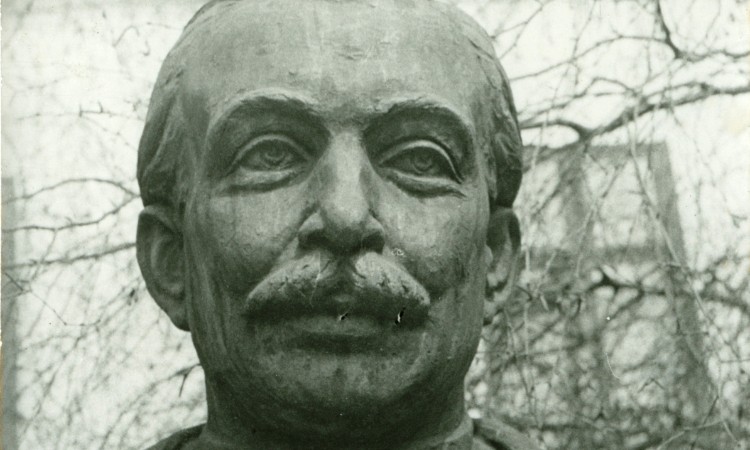 Olvass online! Krúdy Gyulára emlékezve