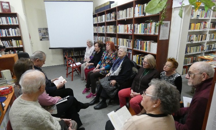 Versbarátok klubja - Az anyanyelv nemzetközi napja