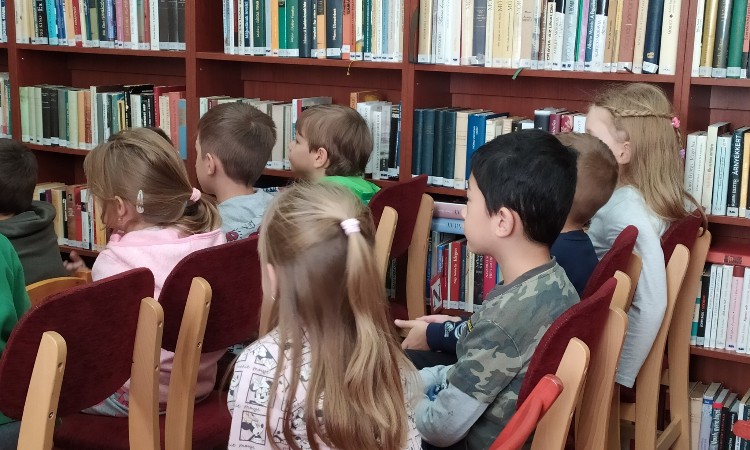 A magyar nyelv napja - Rendhagyó irodalmi óra kispesti óvodásoknak és iskolásoknak :: 2023. 11. 14.