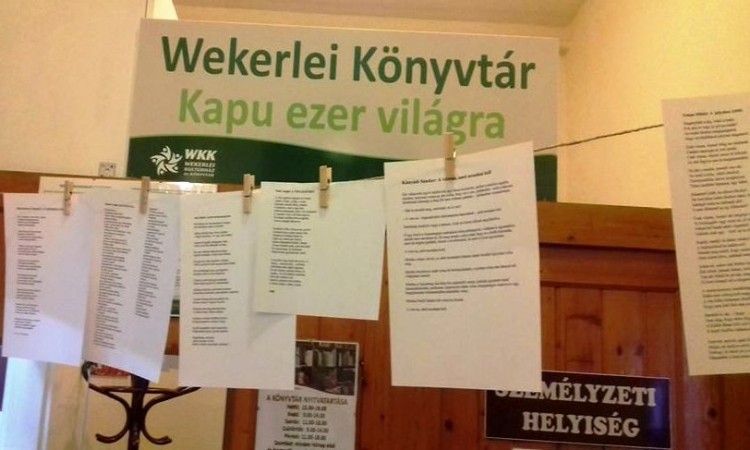 A magyar költészet napja - Virtuális VERS-FAL a Wekerlei Könyvtárban