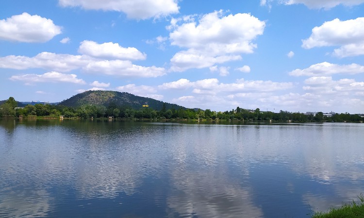 Hűsítő nyári versek forró napokra