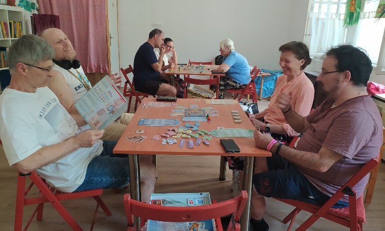 Társasjáték hétfő a Wekerlei Könyvtárban :: 2025.07.14.