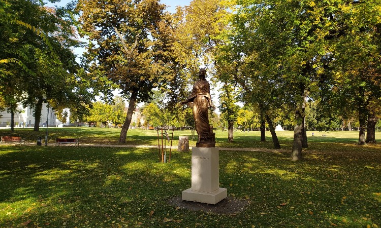 Fotós séta az Orczy-parkban - Wekerlei világjárók :: 2025.09.12-30.