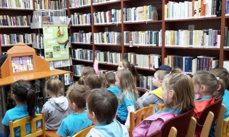 "Mesés" népmese nap