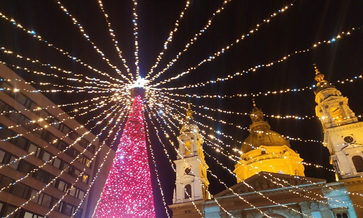 Budapesti karácsonyi fotók - Wekerlei világjárók :: 2024.12.20-31.