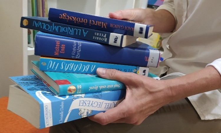 Szünidei könyvajánló - Péntek esti mesék