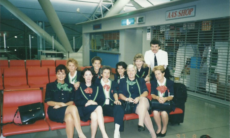 Veréczi Frick Zsuzsa: A repülést szolgálták, a repülést szolgálják - beszélgetőkönyv