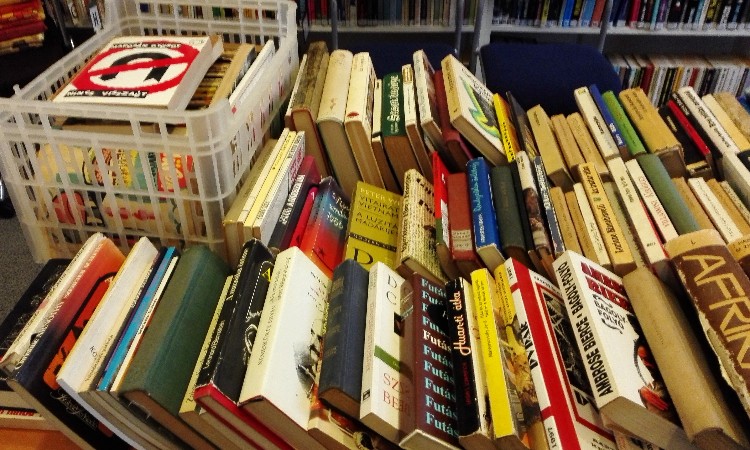 Karácsonyi Könyves Ajándék Napok - Meghosszabbítva!