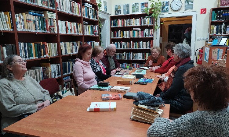 Szép versek a költészet világnapja alkalmából - Versbarátok klubja