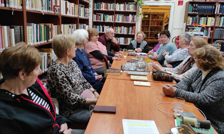 A magyar nyelv napja - Versbarátok klubja :: 2024.11.08.