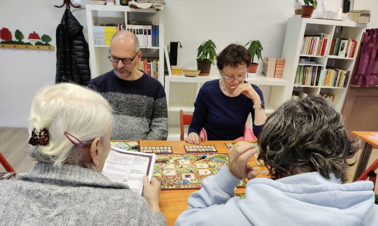 Társasjáték hétfő a Wekerlei Könyvtárban :: 2025.10.13.