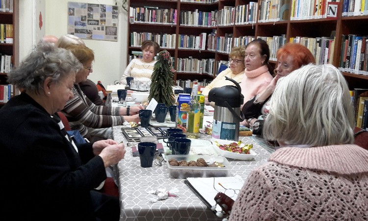 Versbarátok klubja - Adventi Versünnep