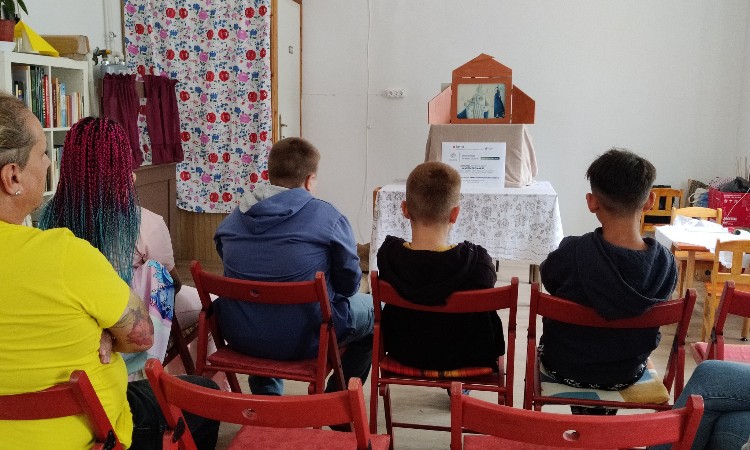 Népmesés óra a Wekerlei Klubkönyvtárban :: 2025.09.24.