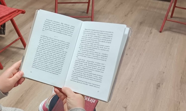 Könyvklub Annával a Wekerlei Könyvtárban :: 2026.03.30.