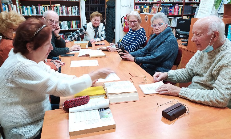 Versbarátok klubja - Közös verselés a magyar költészet napja alkalmából