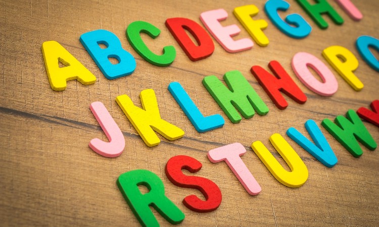 „Iskolahívogató” versek és mesék - Péntek esti mesék :: 2025.08.25-31.