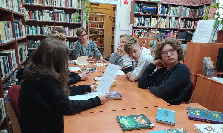 Rendhagyó irodalomóra - Kortárs magyar irodalom