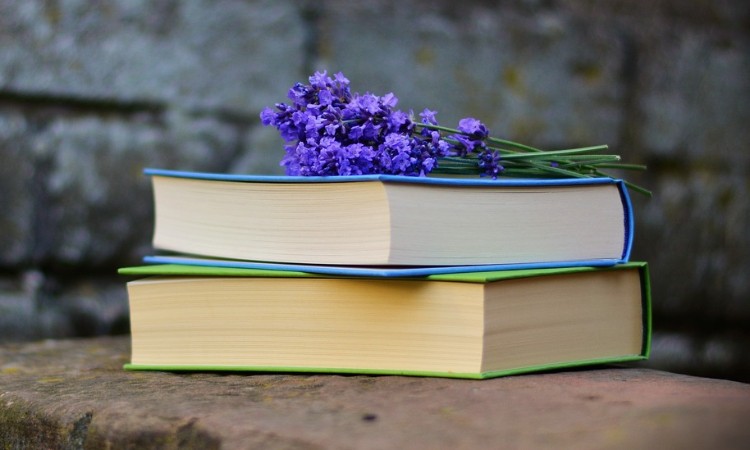 Aktuális kulturális - A KÖNYV ÉS A SZERZŐI JOGOK NAPJA