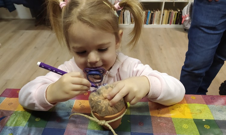 „Mesés” tavaszvárás és közös kézműveskedés - Péntek esti mesék