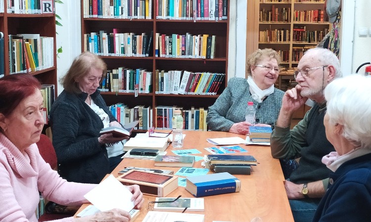 A magyar nyelv napja - Versbarátok klubja :: 2023. 11. 10.