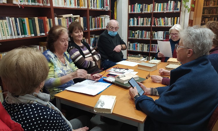 Közös verselés az anyanyelv nemzetközi napja alkalmából - Versbarátok klubja :: 2024.02.16.