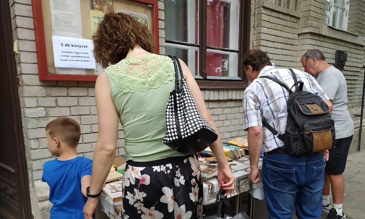 Nyári könyves ajándéknapok