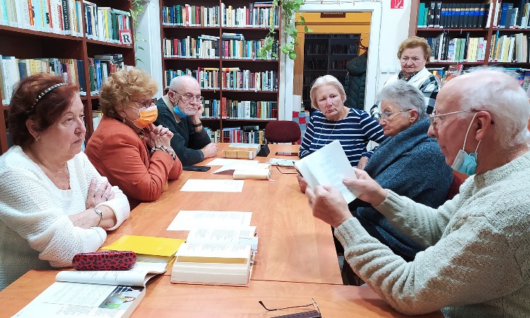 Novemberi nagy költőink - Versbarátok klubja