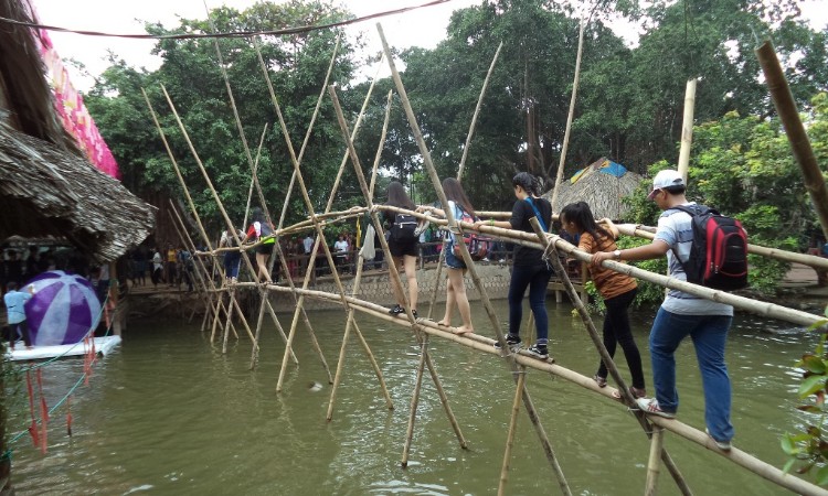 Wekerlei világjárók - Varázslatos Vietnám és Szingapúr