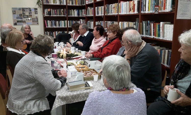 Versbarátok klubja - Adventi Versünnep