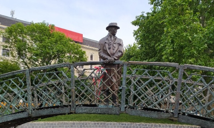 Olvass online! - Nagy Imre, Maléter Pál és Gimes Miklós halálos ítéletének végrehajtása